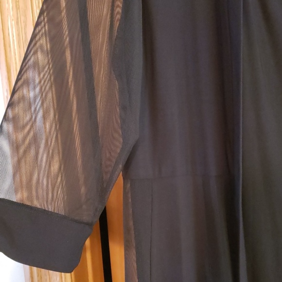 Dress - Picture 3 of 5